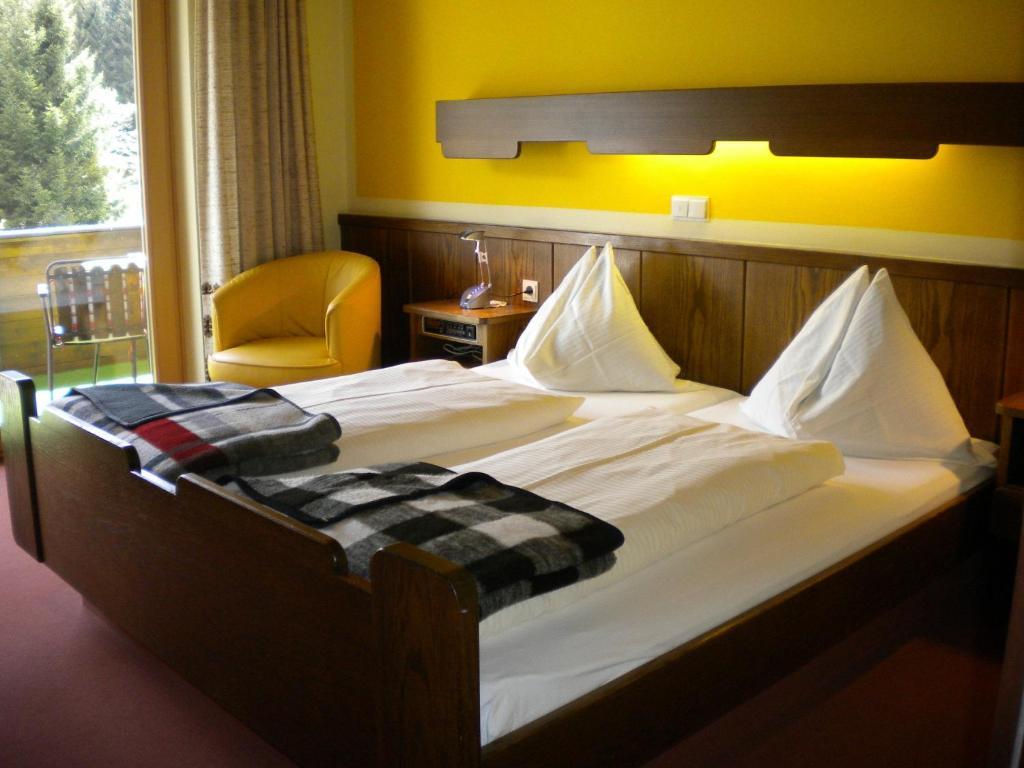 Gaestehaus Sagmeister Bed & Breakfast Bad Kleinkirchheim Exterior photo